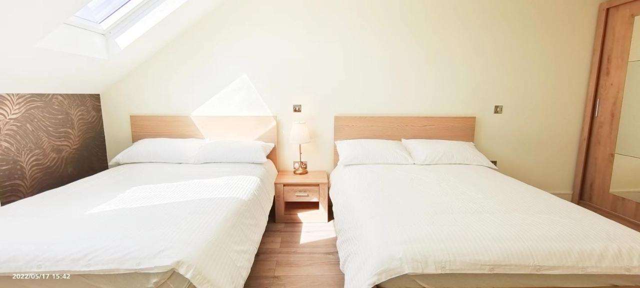 Top Floor Flat 5 Northwood Нортвуд Экстерьер фото